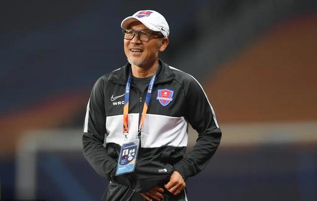 展现了他的 展现了他的