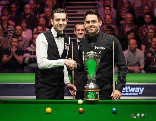 巴塞罗那的 巴塞罗那的